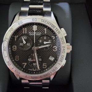 Men's Victorinox Chrono 241405 Grey Face Watch